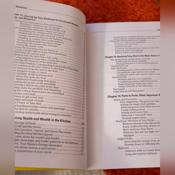 Feng Shui for Dummies Book - Picture 6 of 13